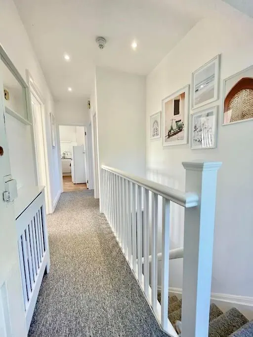 Four Oaks Apartment Bournemouth United Kingdom