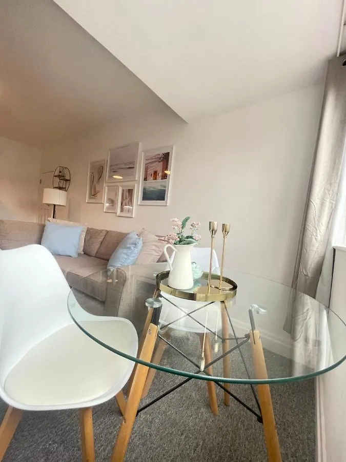 Four Oaks Apartment Bournemouth