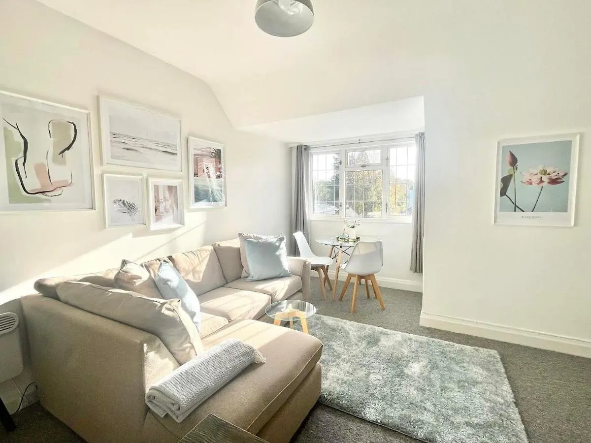 Four Oaks Apartment Bournemouth